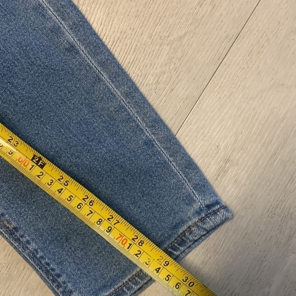 American Eagle High Rise Light Wash Mom‎ Jeans size 6 long stretchy - Picture 6 of 11